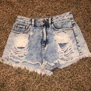 Bullhead shorts